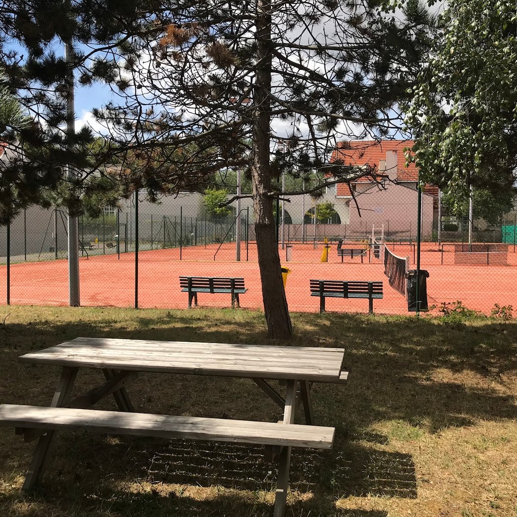 Association Sportive de Tennis de Montreuil 2